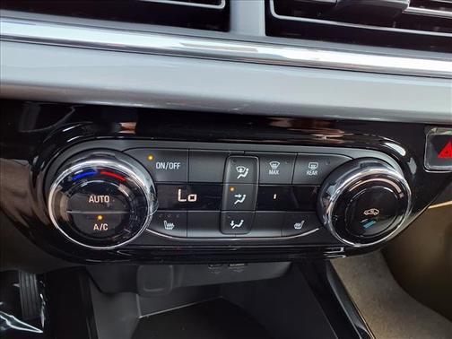 Sterling Gray Metallic 2026 Chevrolet Trax LT