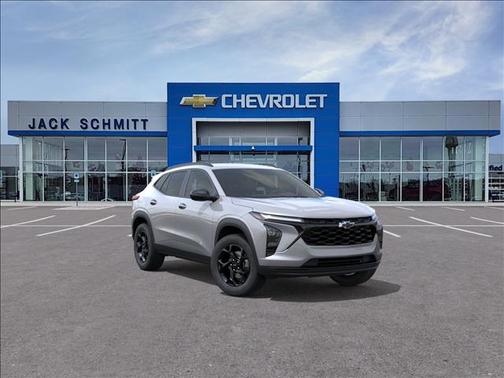 Sterling Gray Metallic 2026 Chevrolet Trax LT