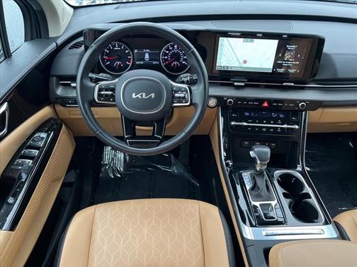 2024 Kia Carnival EX