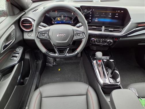 Apex Red 2026 Chevrolet Trax 2RS