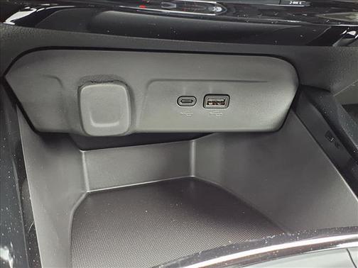Apex Red 2026 Chevrolet Trax 2RS