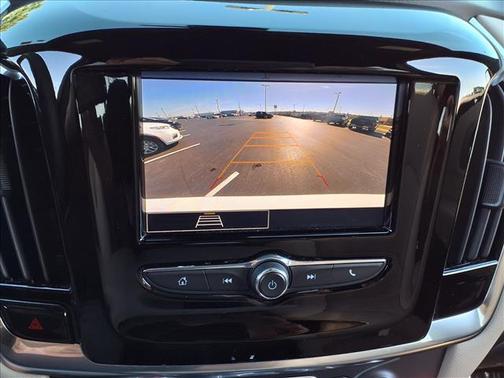 Summit White 2023 Chevrolet Traverse LS