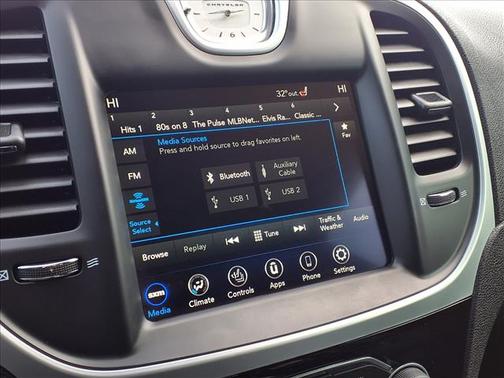 2023 Chrysler 300 Touring