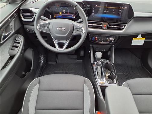 Summit White 2026 Chevrolet Trailblazer LT