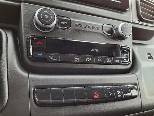 2023 RAM ProMaster 2500 Base