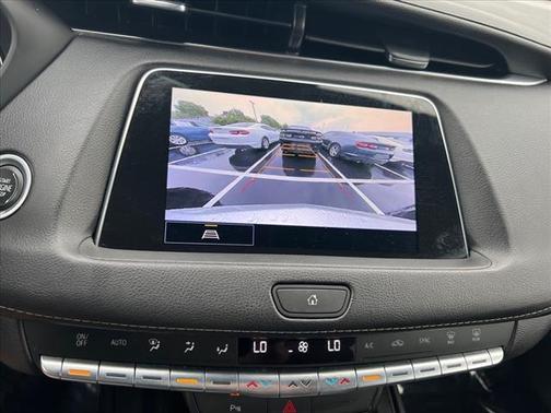 2022 Cadillac XT4 Premium Luxury