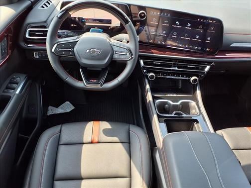 Sterling Gray Metallic 2026 Chevrolet Traverse RS