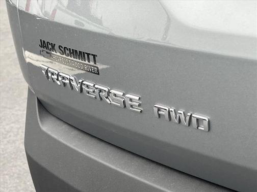 2023 Chevrolet Traverse LS