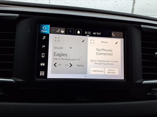 Silver Mist Clearcoat 2023 Chrysler Voyager LX