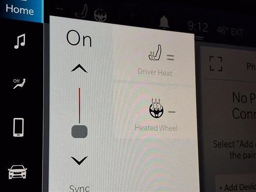 Silver Mist Clearcoat 2023 Chrysler Voyager LX