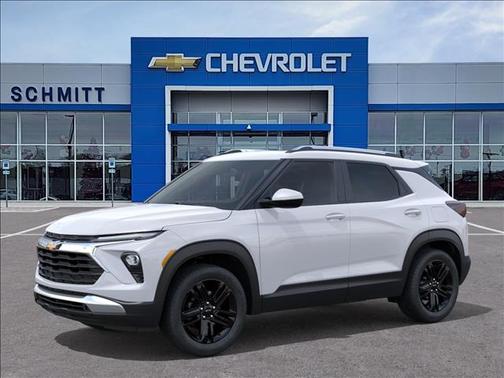 Summit White 2026 Chevrolet Trailblazer LT