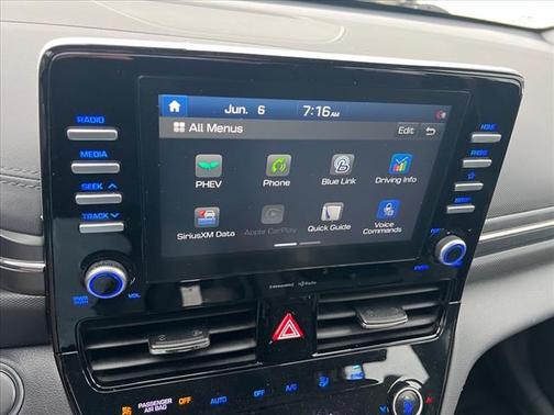 2020 Hyundai IONIQ Plug-In Hybrid SEL