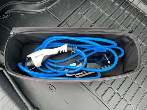 2020 Hyundai IONIQ Plug-In Hybrid SEL