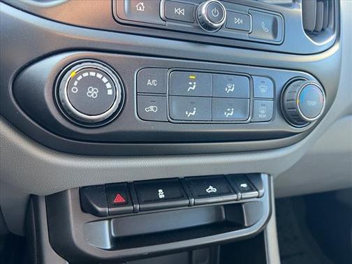2022 GMC Canyon Elevation Standard