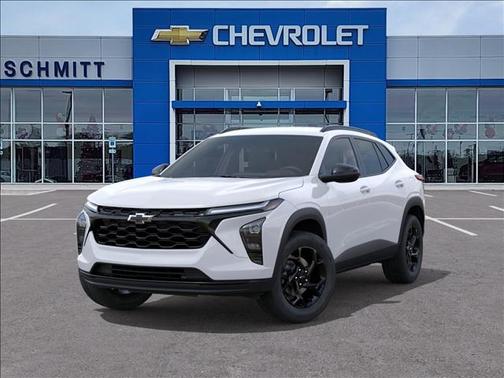 Summit White 2026 Chevrolet Trax LT