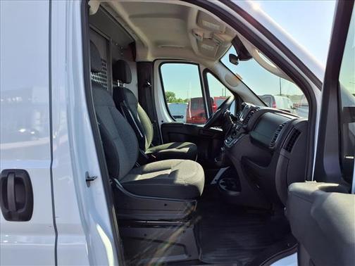 Bright White Clearcoat 2025 RAM ProMaster 2500 Tradesman