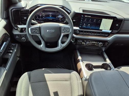 2025 Chevrolet Silverado 3500 LT