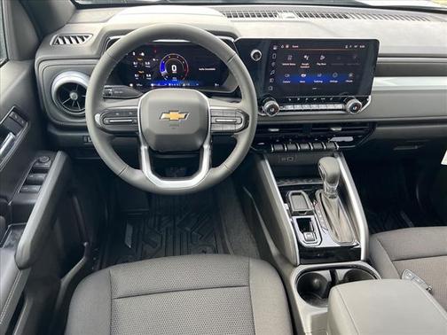 2025 Chevrolet Colorado WT