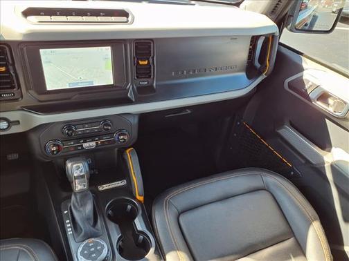 Eruption Green Metallic 2023 Ford Bronco Badlands