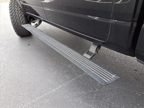 Diamond Black Crystal Pearlcoat 2020 RAM 1500 Limited