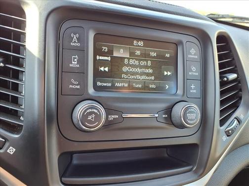 Bright White Clearcoat 2016 Jeep Cherokee Sport