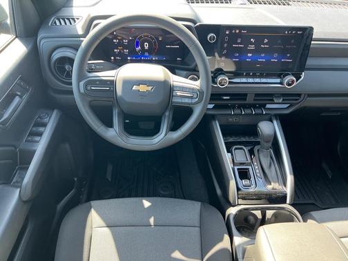 2025 Chevrolet Colorado WT