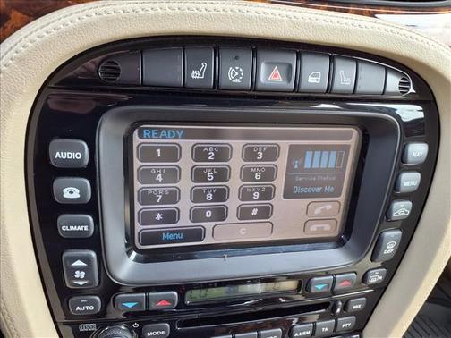 Blue 2006 Jaguar XJ Vanden Plas