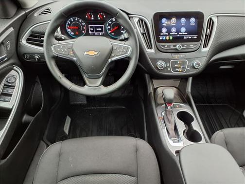 2025 Chevrolet Malibu RS