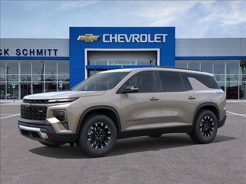 Sandstone Gray 2026 Chevrolet Traverse AWD Z71