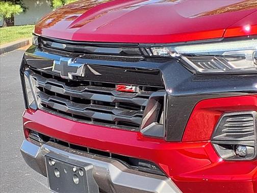 Radiant Red Tintcoat 2023 Chevrolet Colorado Z71