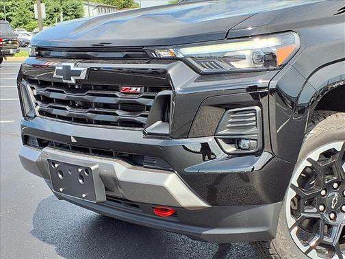 Black 2026 Chevrolet Colorado Z71