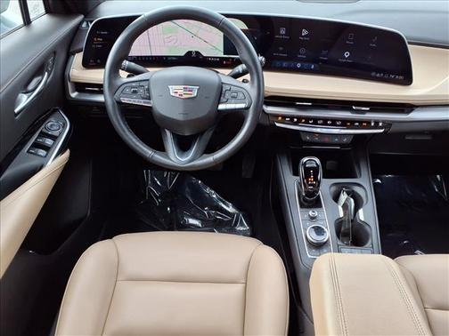 Argent Silver Metallic 2024 Cadillac XT4 Luxury