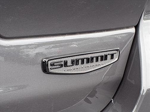 Baltic Gray Metallic Clearcoat 2026 Jeep Grand Cherokee Summit