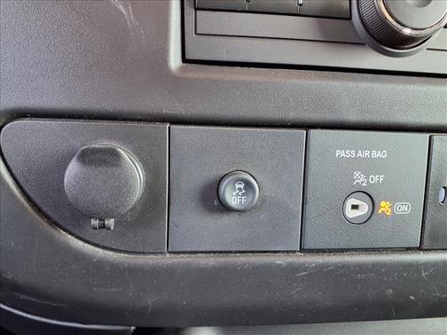 2024 Chevrolet Express 2500 2500