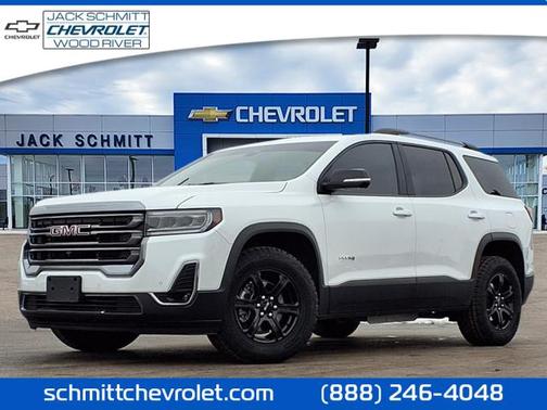 2022 GMC Acadia AT4