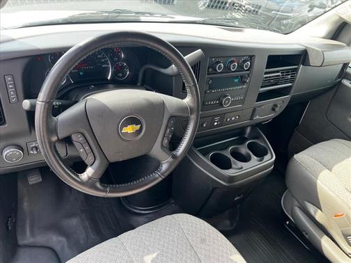 2022 Chevrolet Express 3500 3500