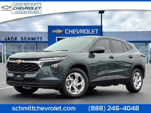 2025 Chevrolet Trax LS