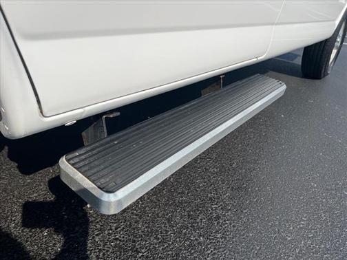 2009 Chevrolet Express 3500 Base