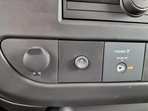 Summit White 2025 GMC Savana 3500 3500