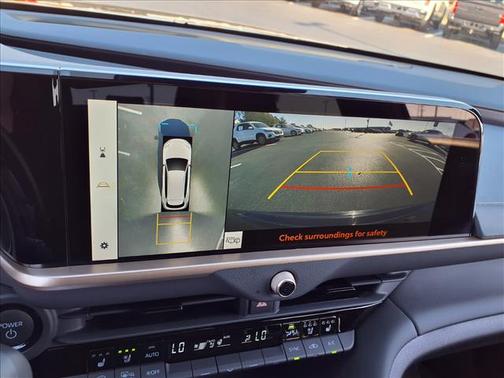 2025 Toyota Crown Signia Limited