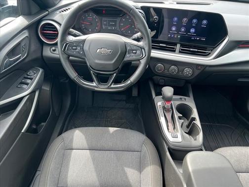 2024 Chevrolet Trax RS