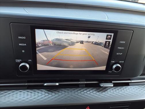 2022 Kia Carnival LXS