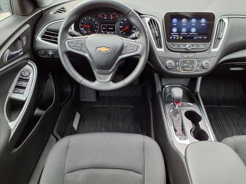 2022 Chevrolet Malibu RS