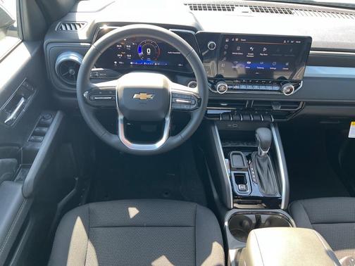 2025 Chevrolet Colorado WT