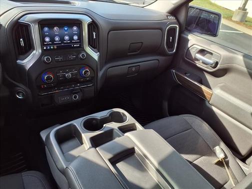 Black 2020 Chevrolet Silverado 1500 LT