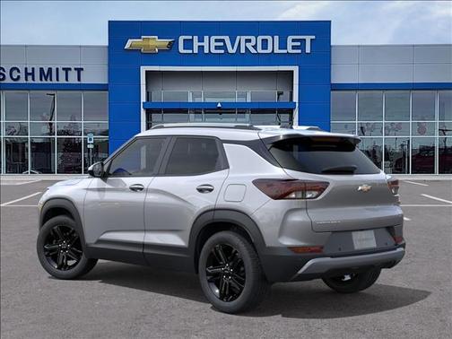 Sterling Gray Metallic 2026 Chevrolet Trailblazer LT
