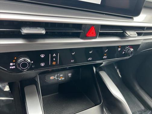 2024 Kia Sorento LX