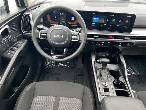 2024 Kia Sorento LX