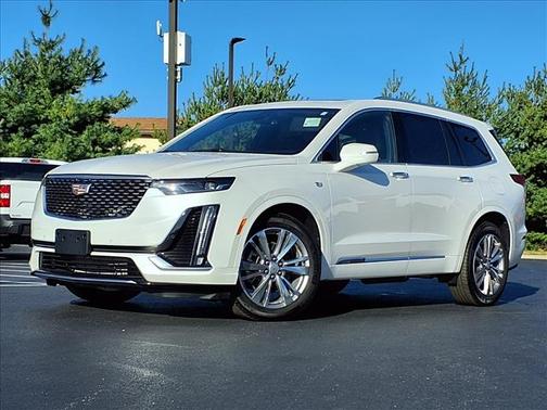 2025 Cadillac XT6 Premium Luxury FWD