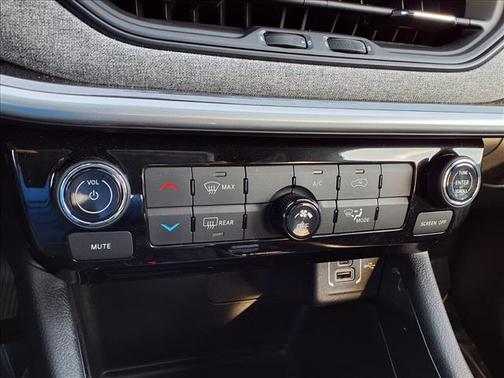 2024 Jeep Compass Sport